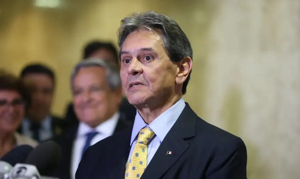 O ex-deputado Roberto Jefferson em evento antes de ser preso.