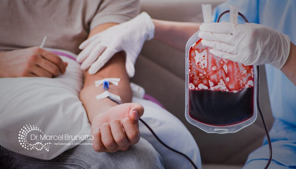 Paciente faz transfusão de sangue