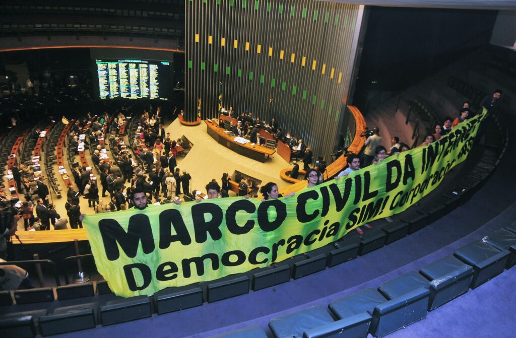 Votação do Marco Civil da Internet pela Câmara