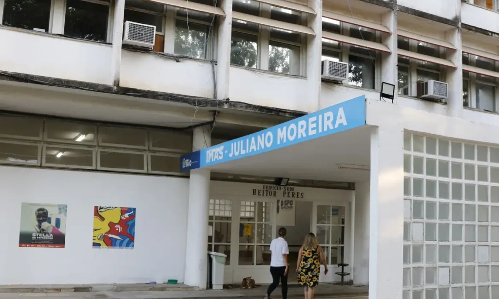 A foto mostra o Instituto Municipal de Assistência à Saúde Juliano Moreira, no Rio de Janeiro, desativado em 2022.