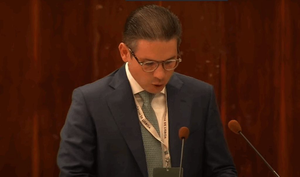 Dep. hugo Motta, Presidente da Câmara Federal, na abertura do Fórum de Lisboa
