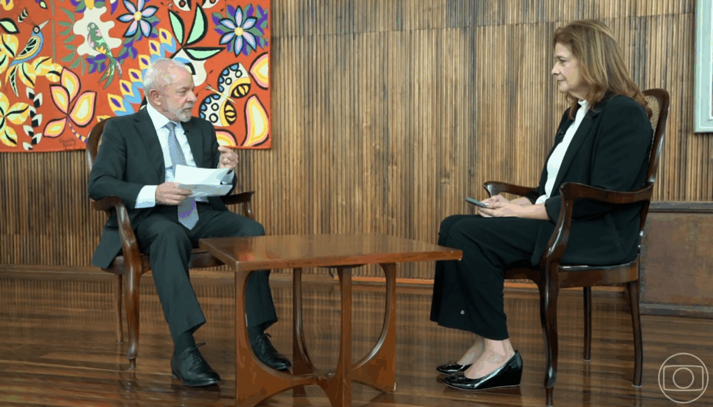 O Presidente Lula concede entrevista à repórter Délis Ortis, do Jornal Nacional da Rede Globo