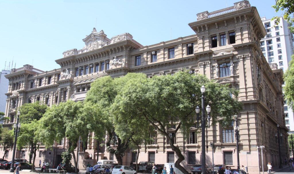 TJSP envia projeto de reajuste para servidores que terá impacto de R$ 16 milhões