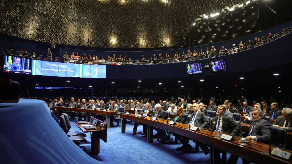 Plenário do Senado aprova novos ministros para o STJ e o STM