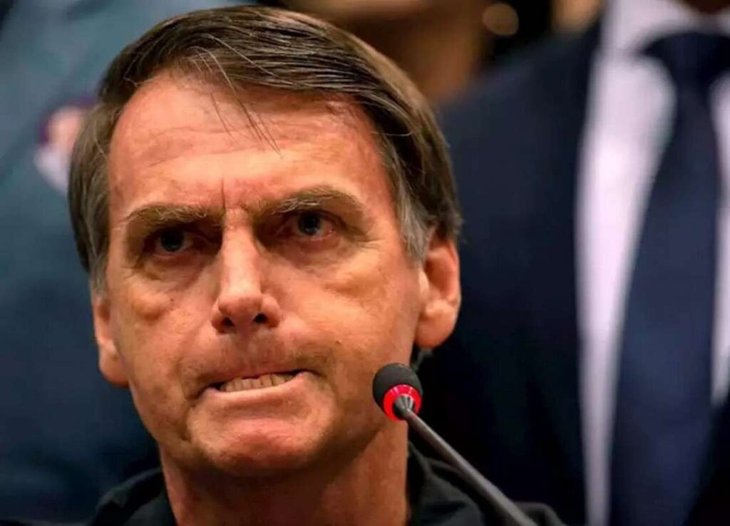 Bolsonaro condenado