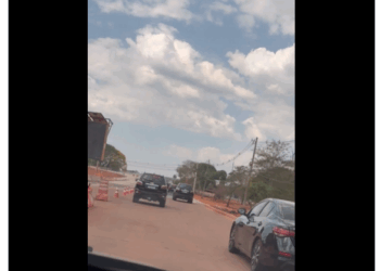 Carluxo e o drama feito apra vitimizar o pai