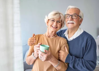 Flávio Dino suspende julgamento sobre incidência do Estatuto do Idoso em planos de saúde contratados por idosos antes da Lei