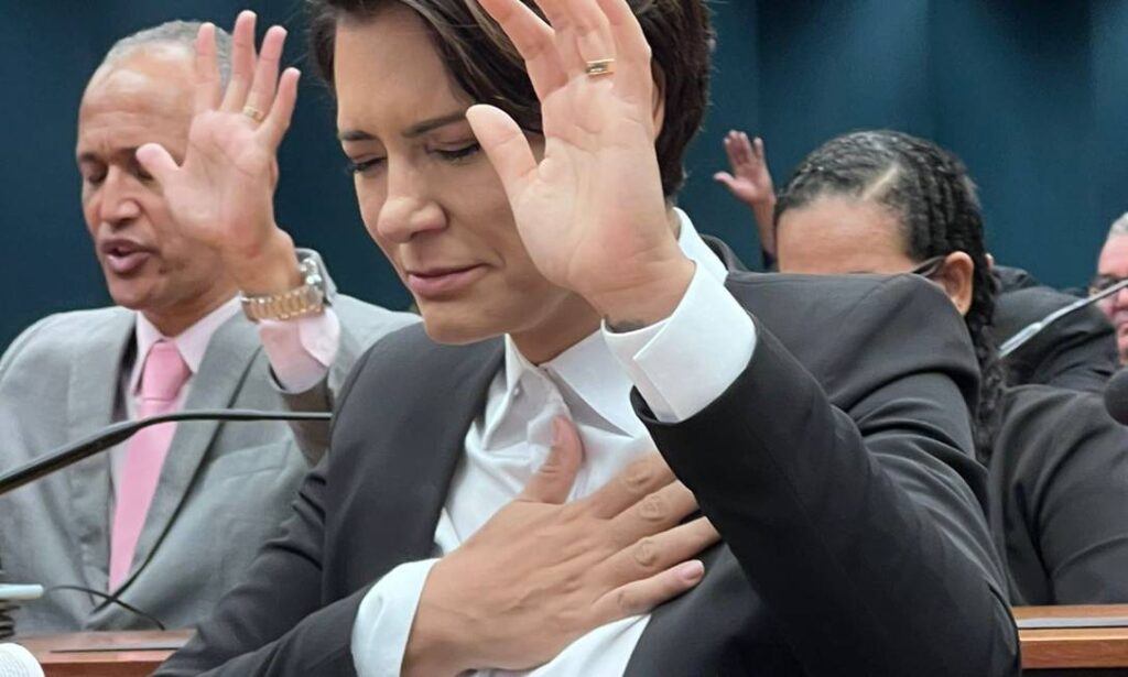 Michele bolsonaro orfando