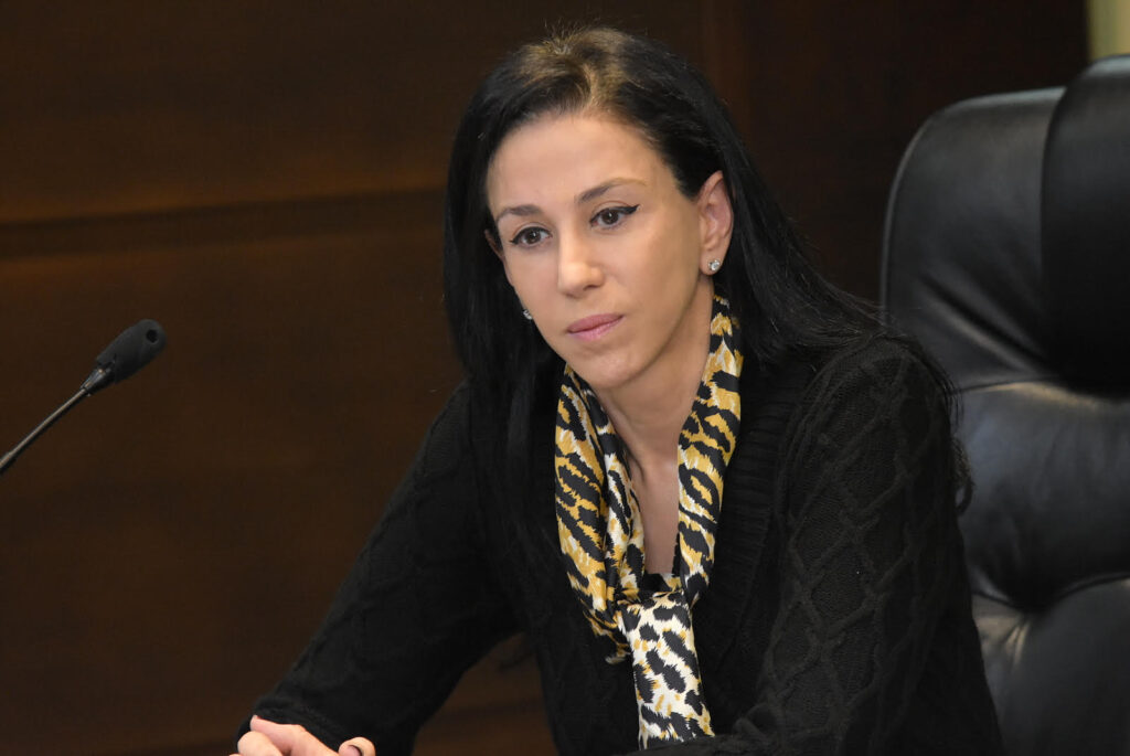É inválida regra que impõe teto para comissões concedidas aos empregados