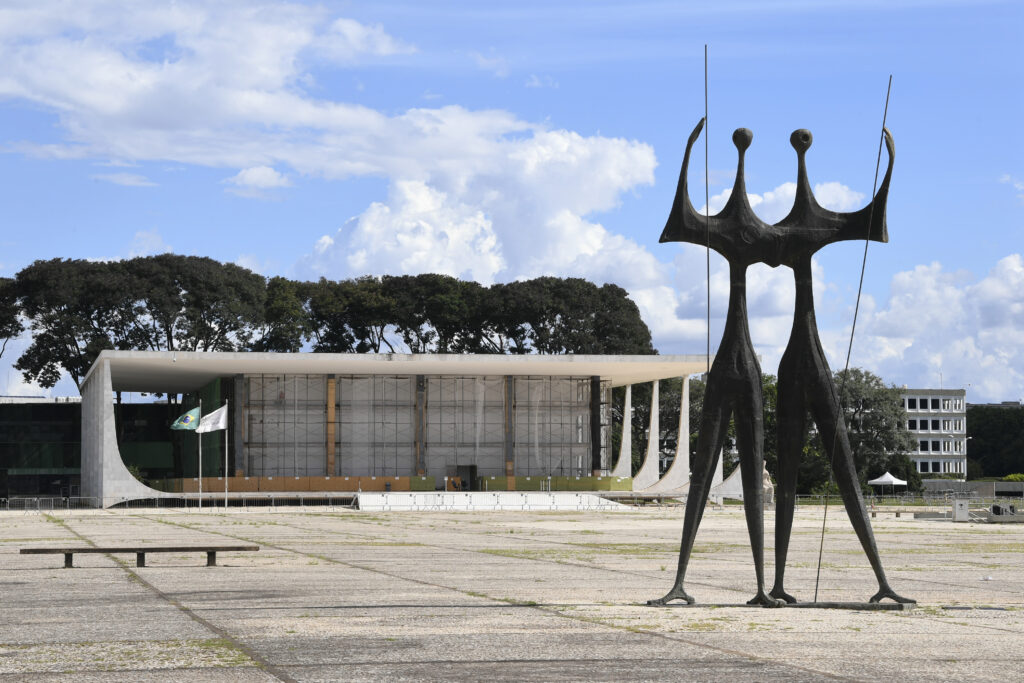 praça dos três podere