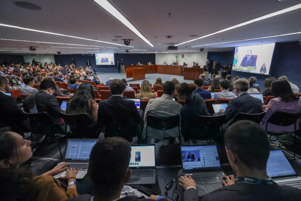 Primeira turma do STF em julgamento que condenou Jair Bolsonaro a 27 anos de prisao