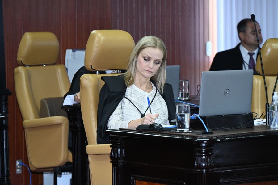 STM mantém condenação de oficial por exercício ilegal da medicina