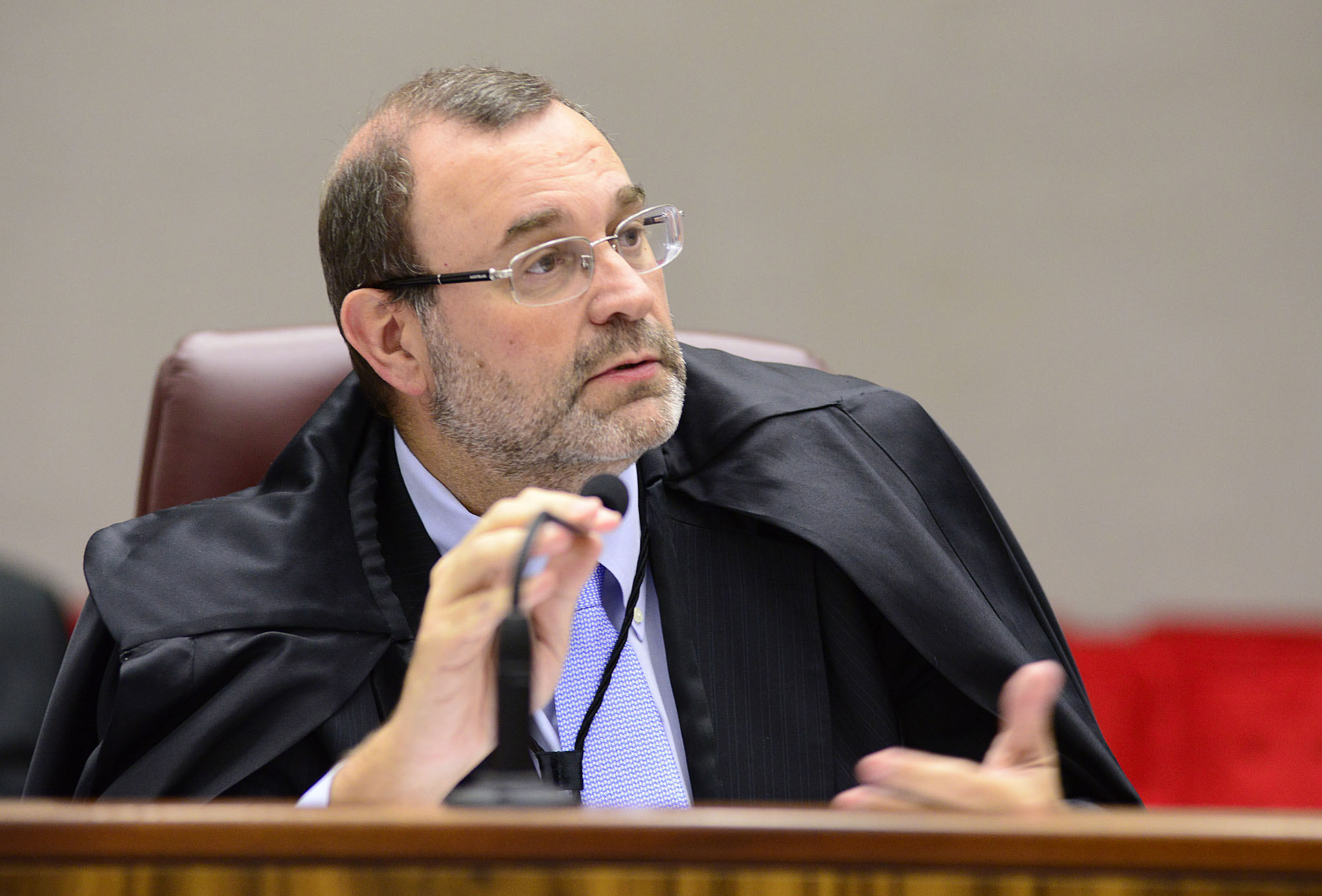 Ministro Sebastião Reis Júnior durante sessão do STJ
