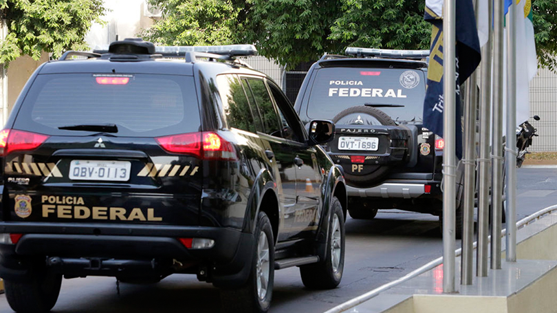 Justiça Federal bloqueia bens de donos e gestores dos bancos Master e BRB