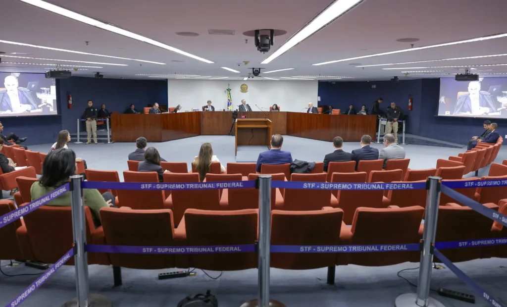 plenario da primeira turma do STF no julgamento do nucleo 2 de 16 12 25