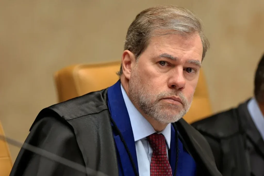 Ministro do STF Dias Toffoli ficado no julgamento