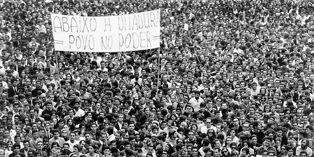 Protesto nos anos 60 contra a ditadura militar
