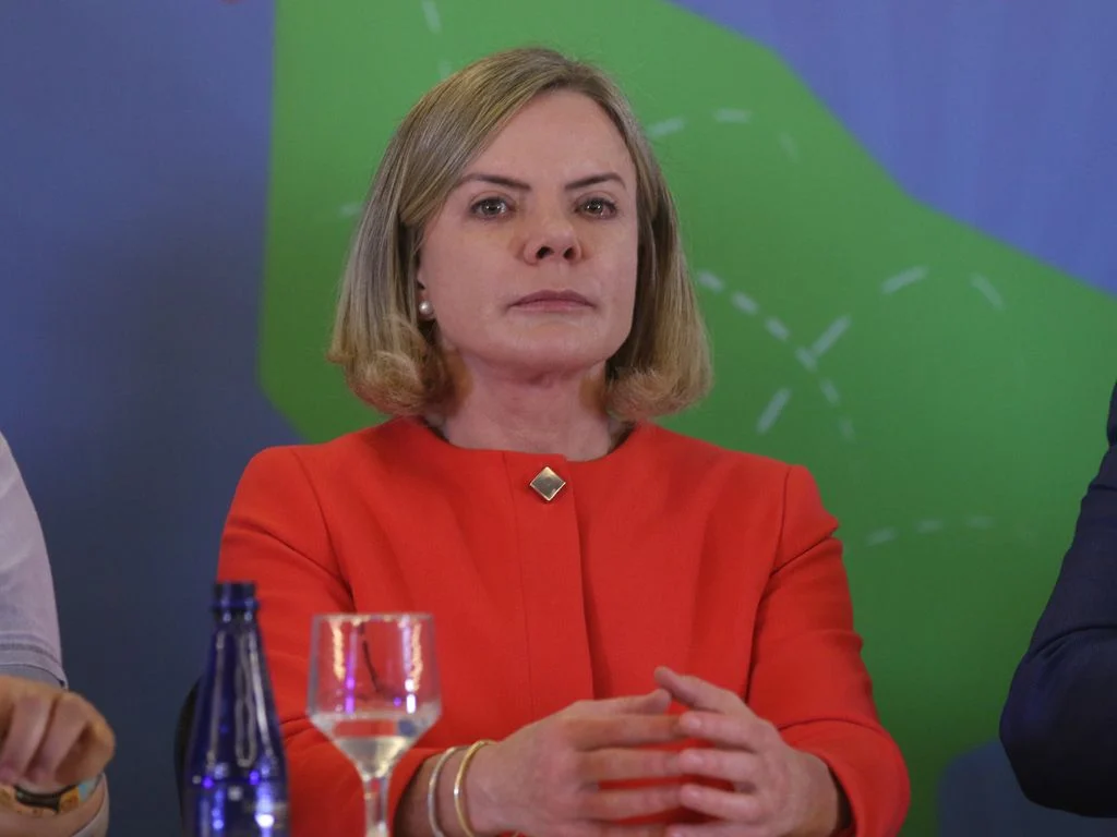 Ministroa Gleisi Hoffmann