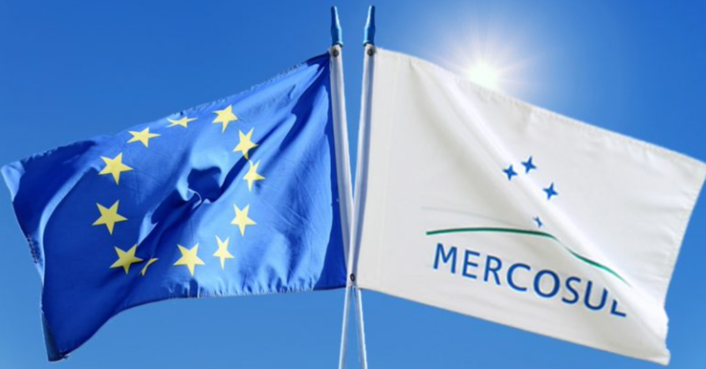 Bandeiras do Mercosul e da União Europeia