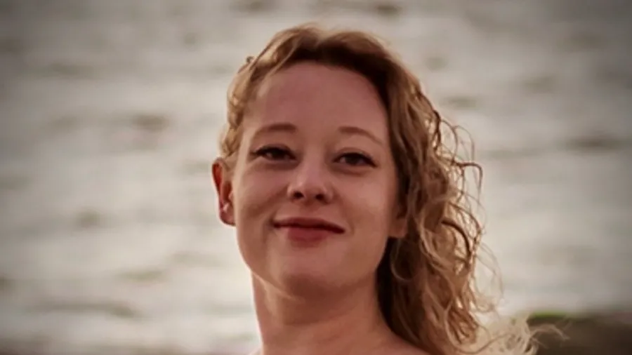 Renee Nicole Good, poeta e mãe, morta pelo ICE em Minnesota