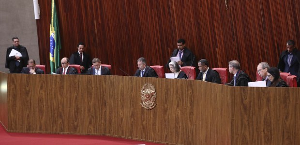 Sessão plenária do TSE