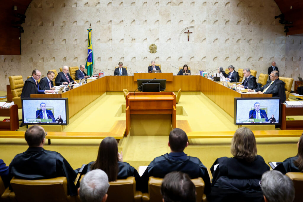 Plenário do STF em sessão de julgamento