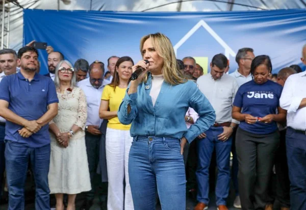 Governadora do DF, Celina Leão