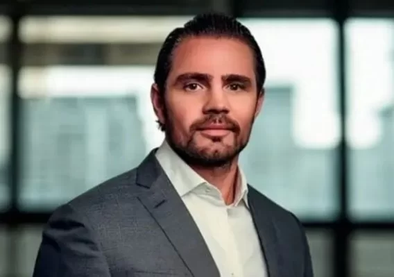 imagem do rosto de Daniel Vorcaro