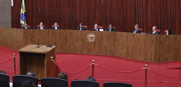 Sessãod o TSE de 14/04/2026