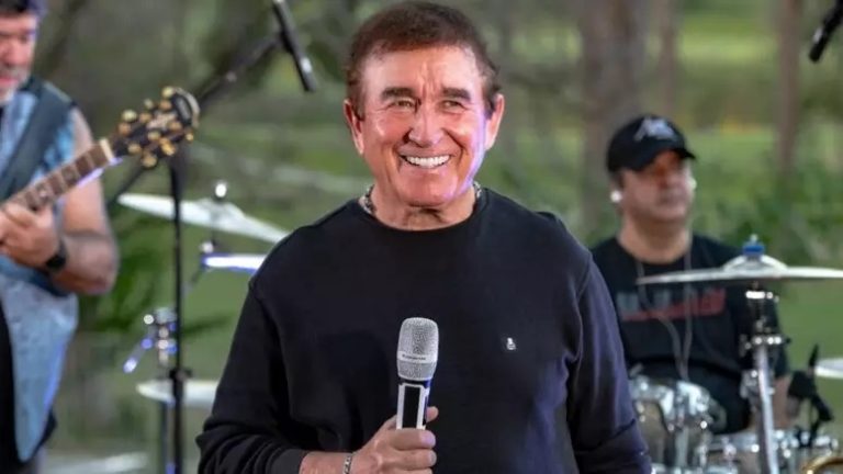 Cantor Amado Batista