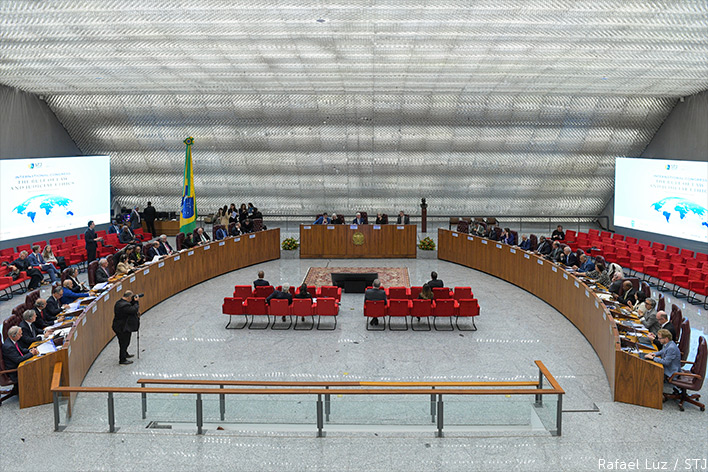 Congresso Internacional do STJ, realizado na sala da Corte Especial do tribunal