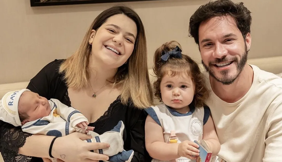 Influencers digitais Viih Tube e Eliezer, ex BBBs