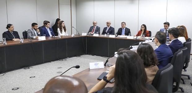Reunião entre presidente e diretores do TSE e representantes das plataformas digitais que operam no Brasil