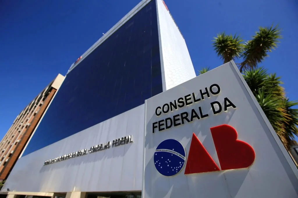 fachada da sede da OAB Nacional