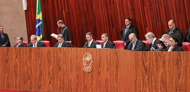 Plenário do TSE em dia de votação