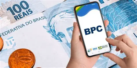 Tela do celular com aplicativo do BPC
