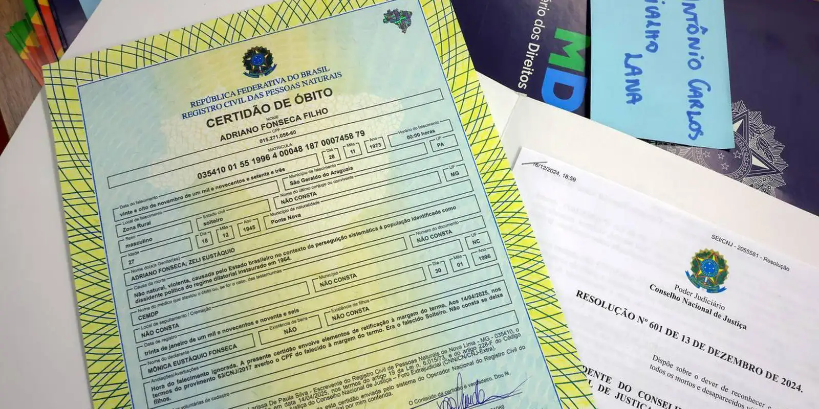 Certidões de óbito