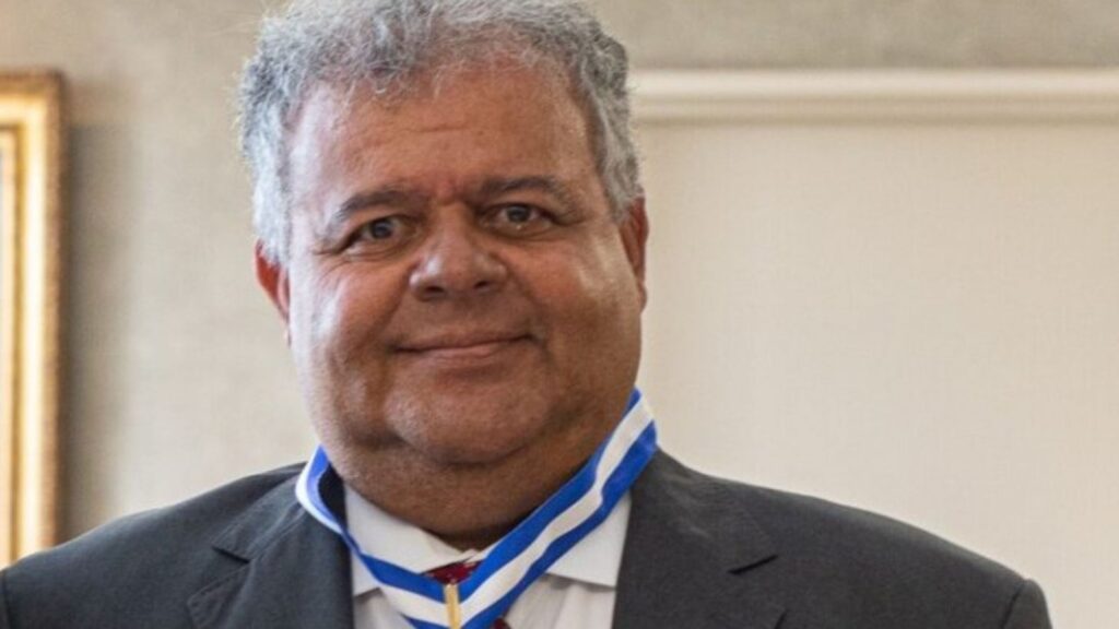foto do desembargador sorrindo