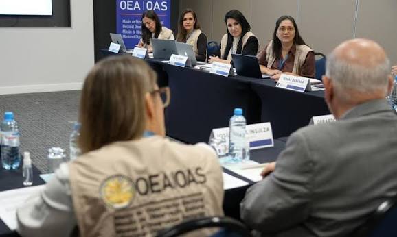 Equipe da OEA